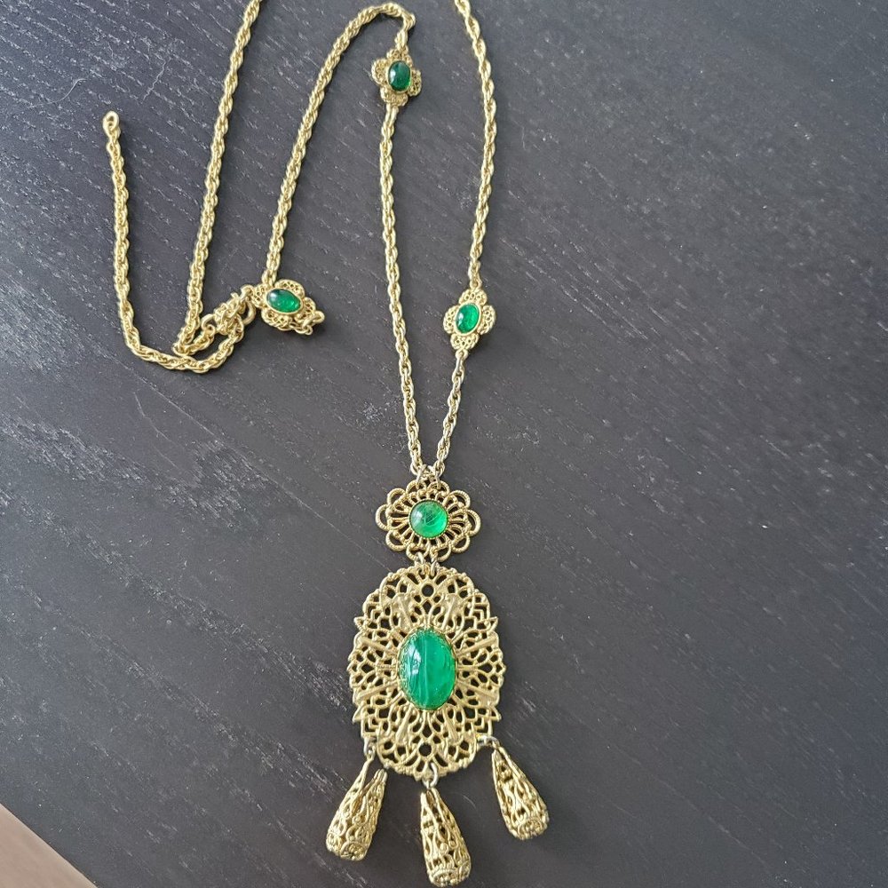 Long coloured gold necklace